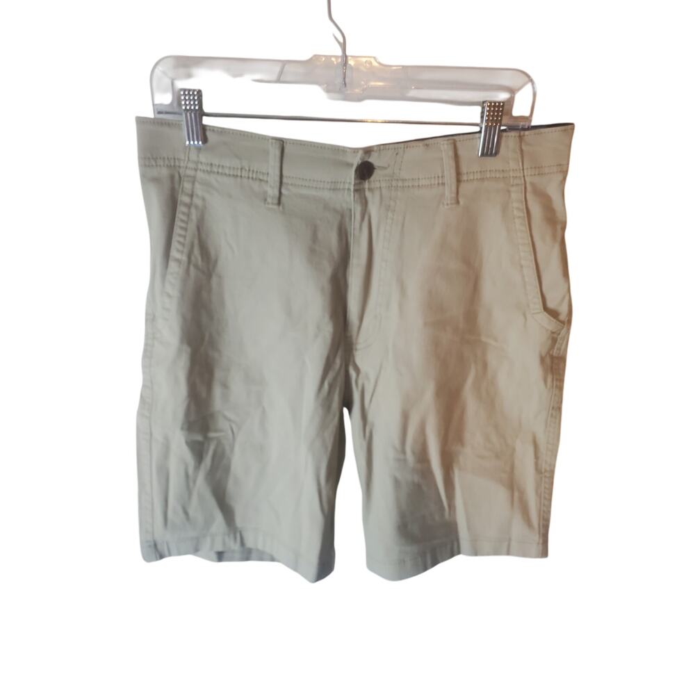 Denali Stretch Flat Front Tan Chino Shorts, NWT, 32